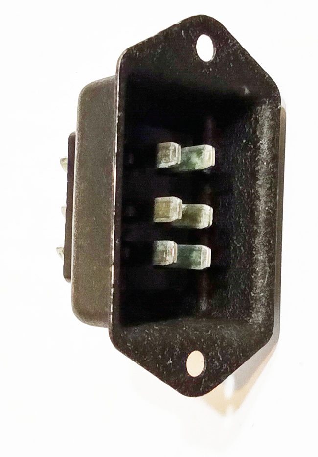 B15XY 6 PIN MULTI CONNECTOR SOCKET
